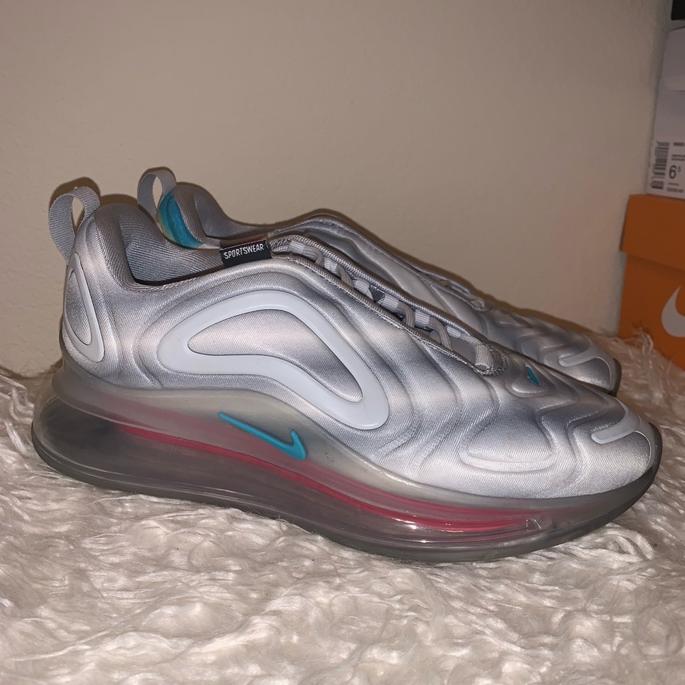 Nike Airmax 720’s